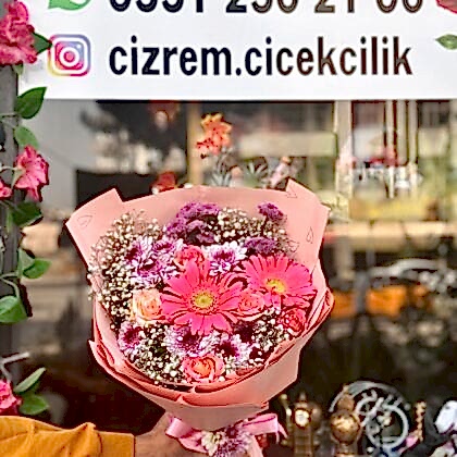 Öğretmenler Günü Karışık Buket – Özel Tasarım